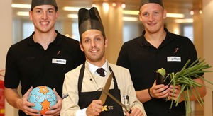 Der neue Küchenchef Jürgen Lengauer und sein Team (Foto: Rainers Hotels)